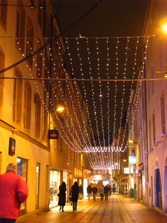 2007-12-24 17-39-53.JPG - Weihnachten in Thionville